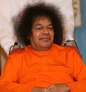 Sai-Baba-Thought-for-the-day-as-written-at-Prasanthi-Nilayam-today