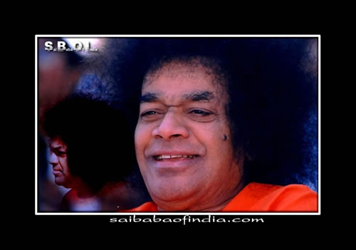 Swami-Sathya-Sai-Baba-