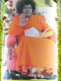 Sri Sathya Sai Baba Vibhuti Miracle - Chennai
