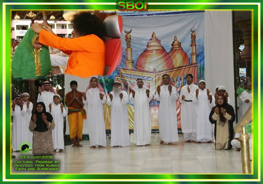 Sai Baba with devotees from Kuwait